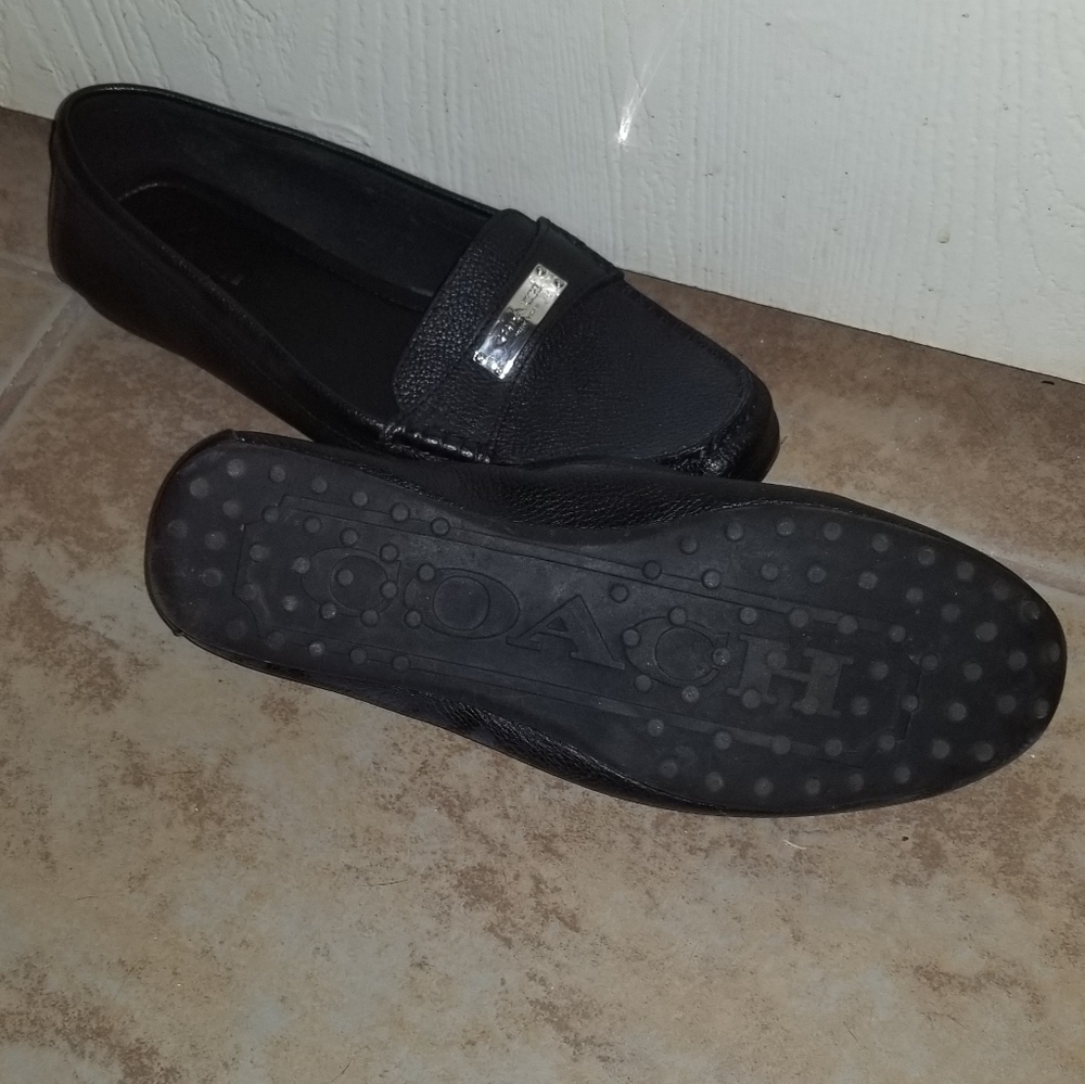 Coach flats